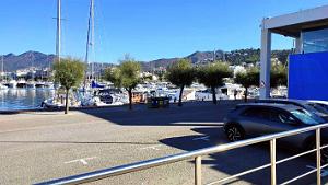 14 - Rosas - Port